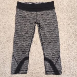 Lululemon Run Inspire Crop II Size 8